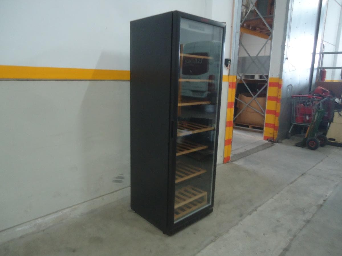 Refrigerador + Lote de Vinhos — image 12