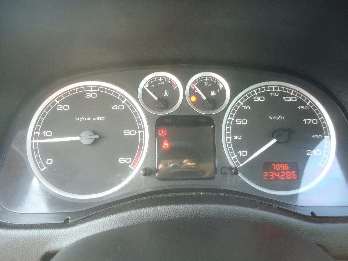 Peugeot 307 1.6 HDI — imagen 11