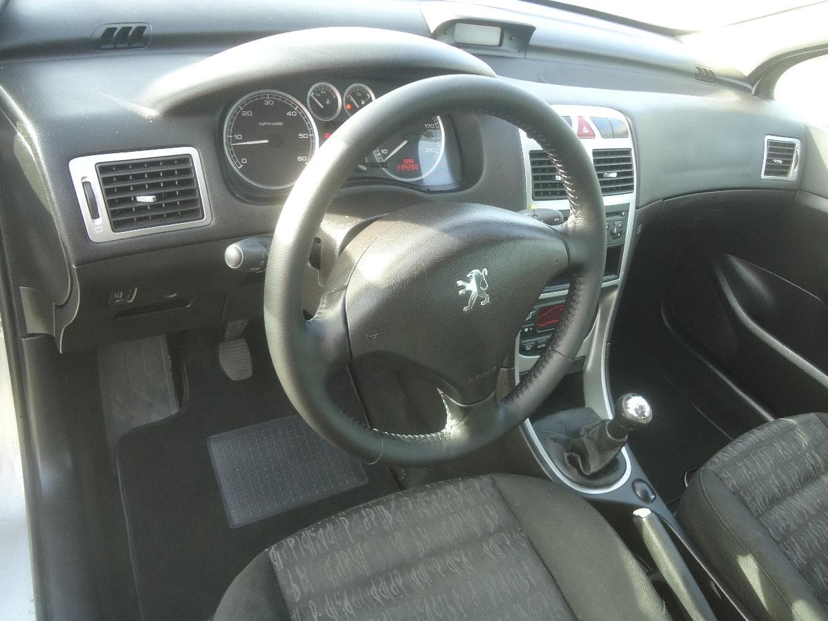 Peugeot 307 1.6 HDI — imagen 10