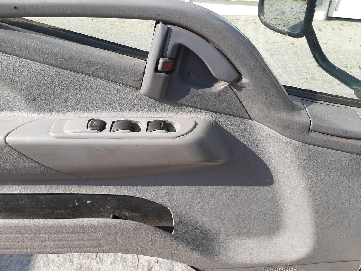 Mitsubishi Canter Tribasculante — imagem 8