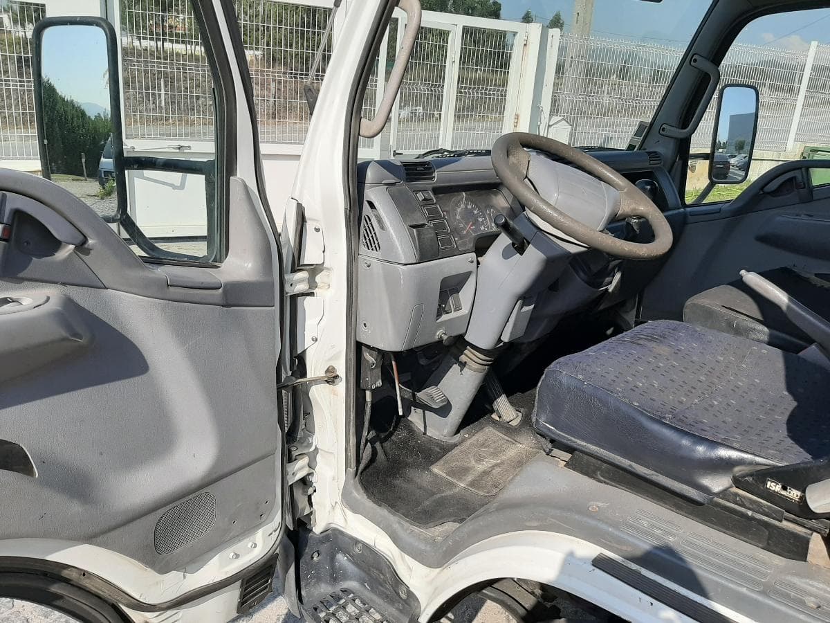Mitsubishi Canter Tribasculante — imagem 7