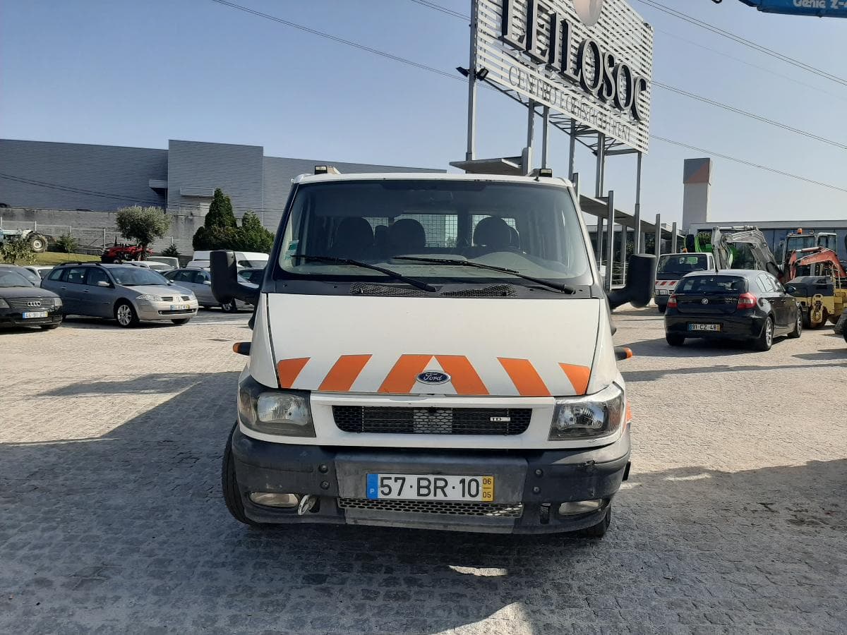 Ford Transit 2.4 TDCI — imagem 2