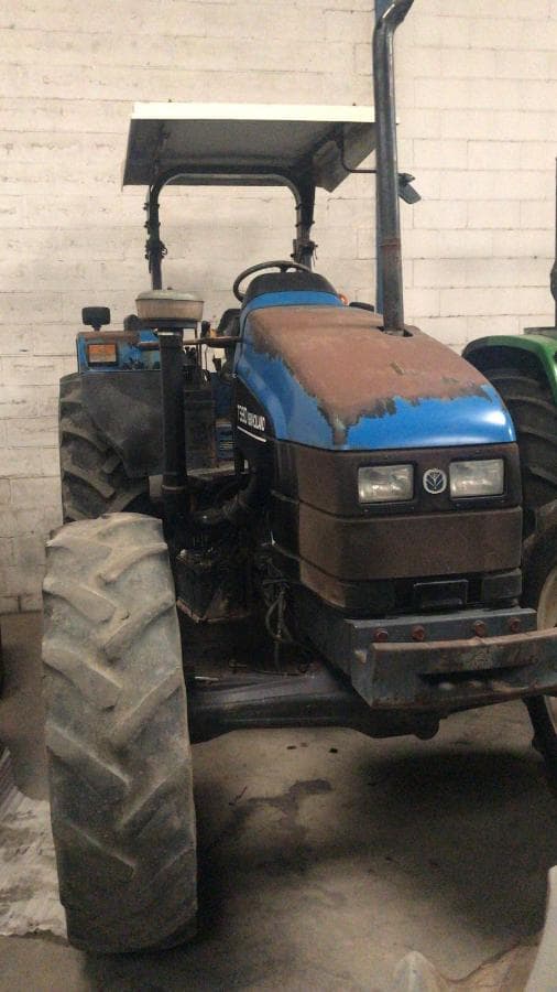 Tractor agricola New Holland TS90