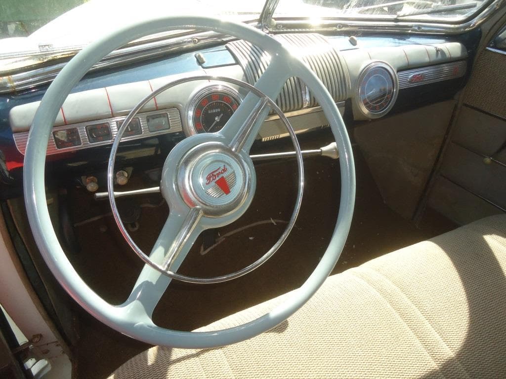Ford 100 CV V8 — imagen 8