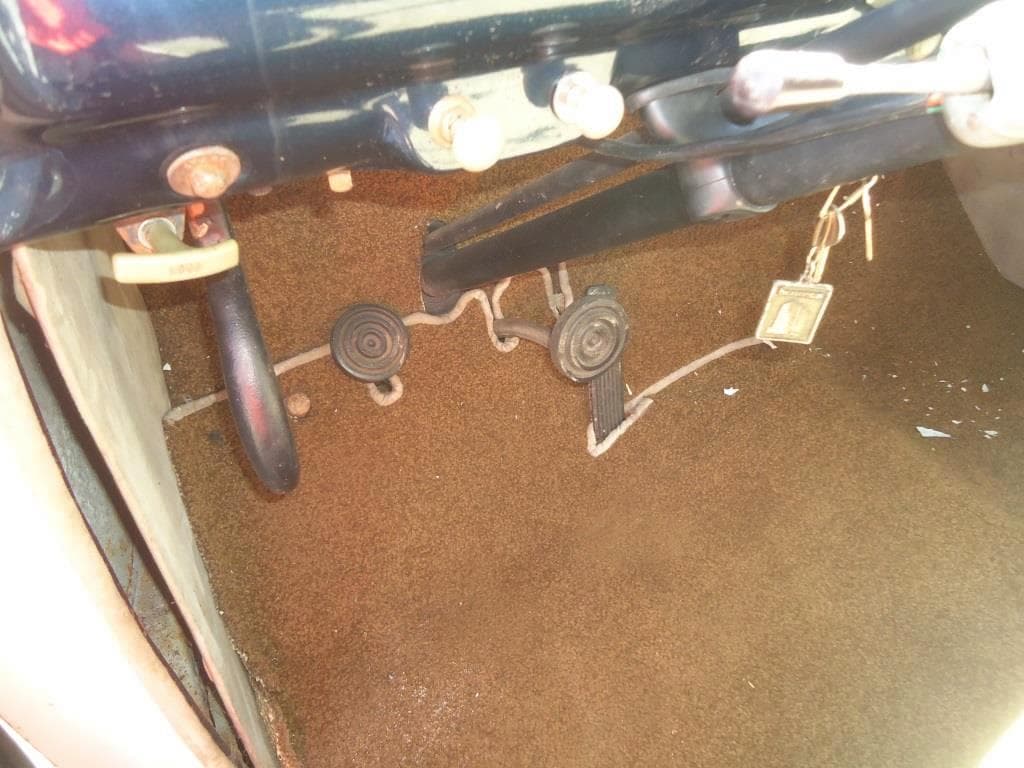 Ford 100 CV V8 — imagen 9