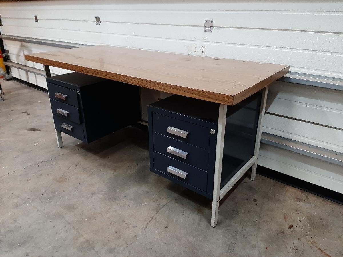 Mobilier de bureau — image 2