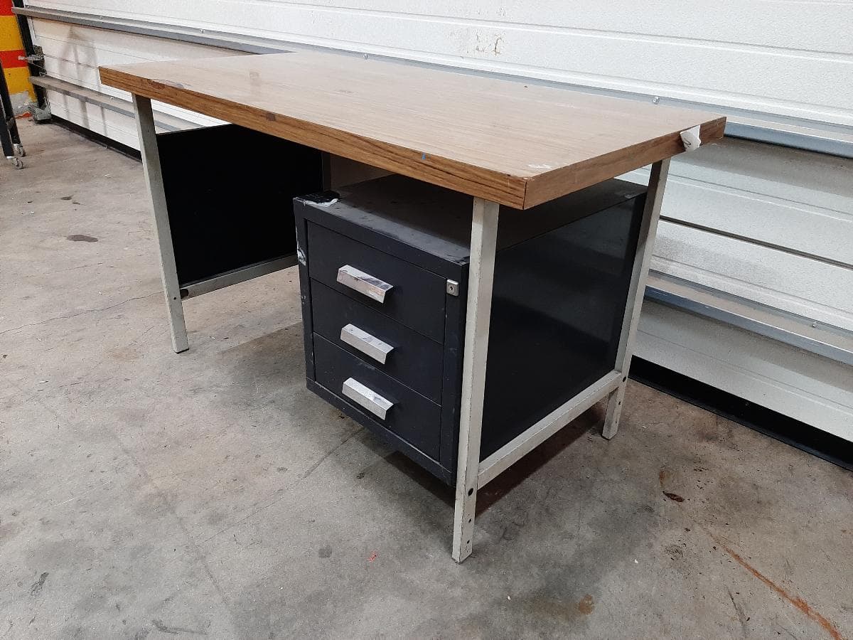 Bureau — image 2