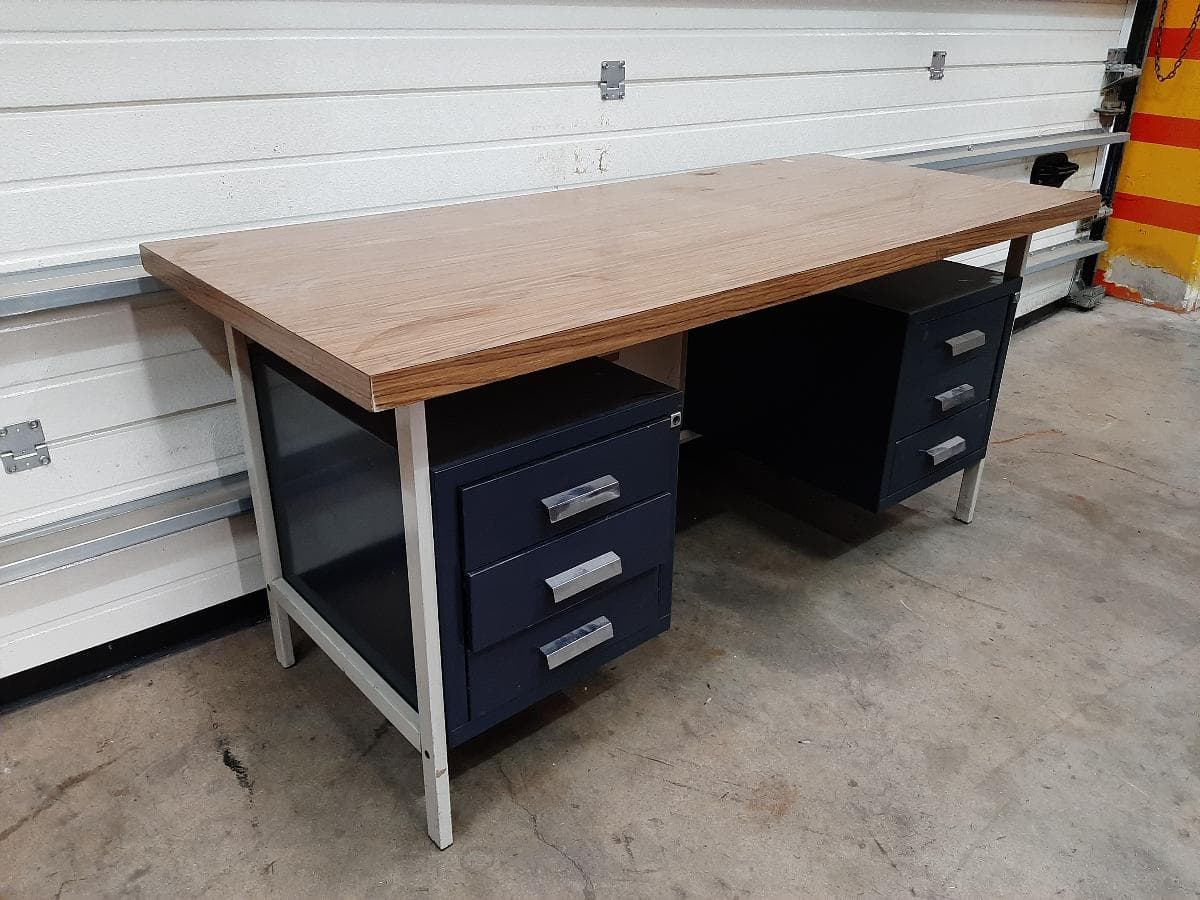 Bureau — image 3