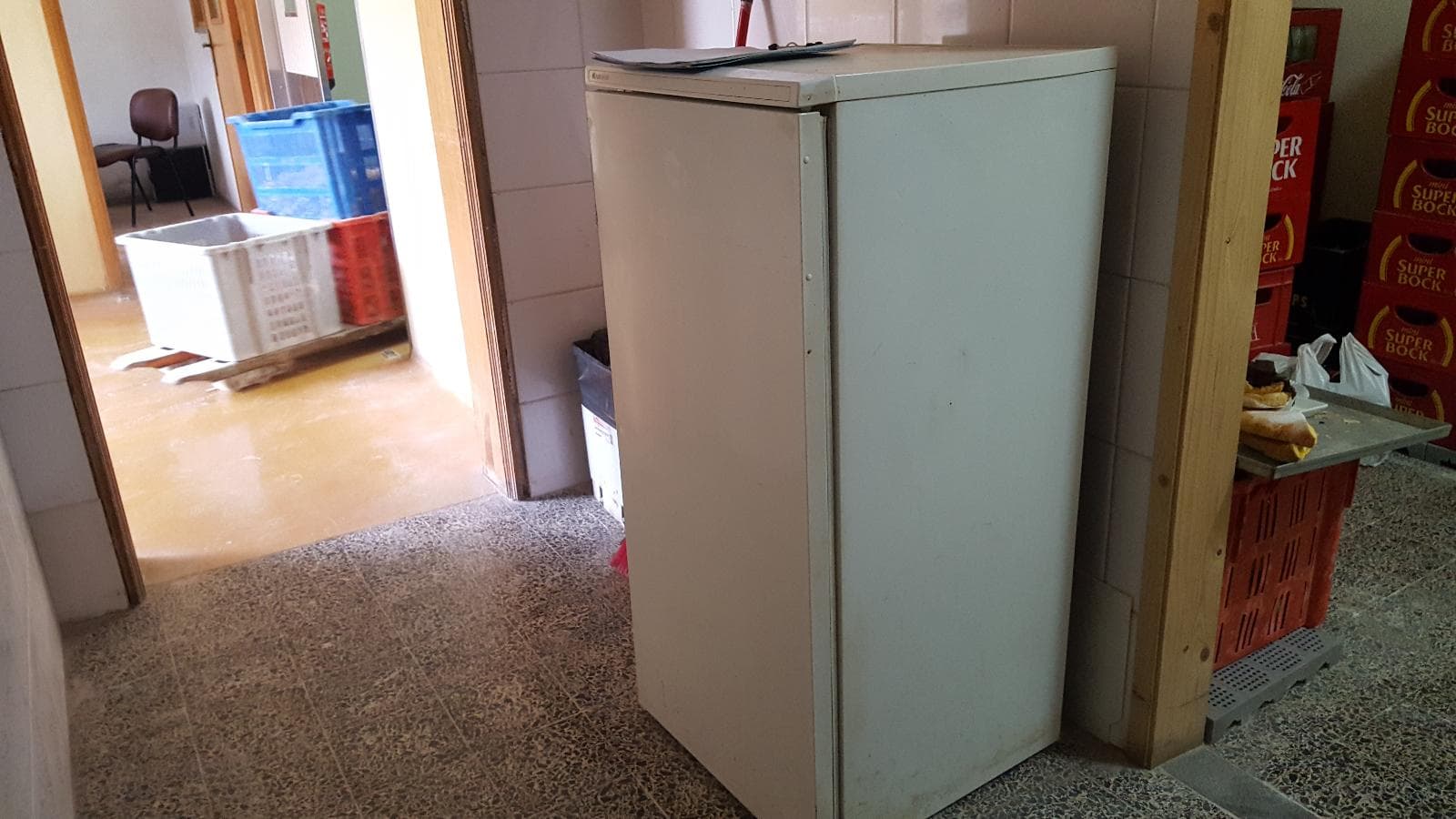 Equipamentos e Máquinas de Panificação · Equipamentos de Escritório · Veículos — imagem 150