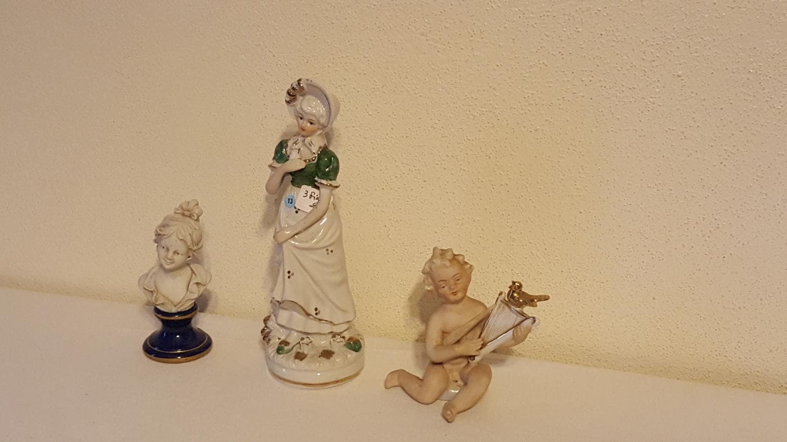 Porcelain Items — image 3