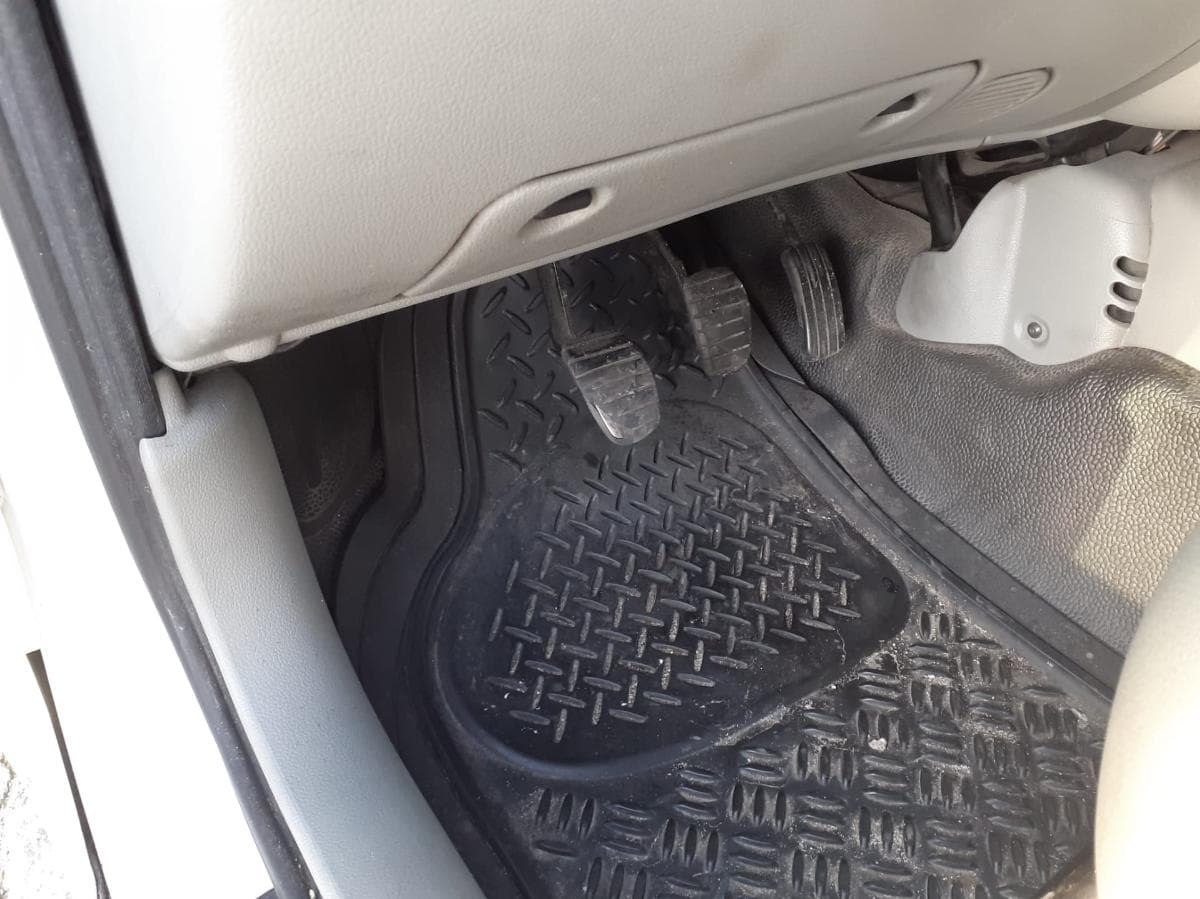 Renault Kangoo 1.5 DCI 42-BE-41 · Paredes — imagem 8