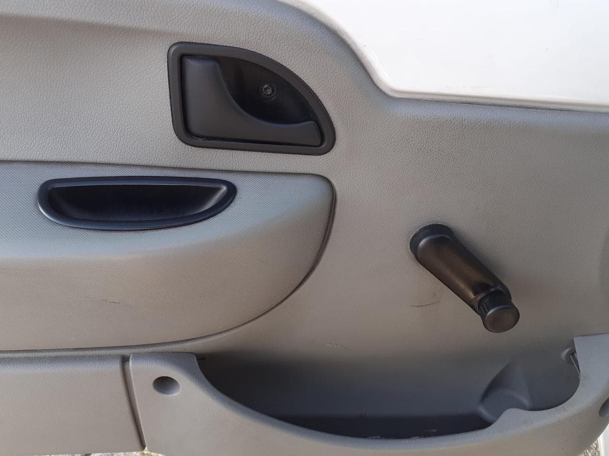 Renault Kangoo 1.5 DCI 42-BE-41 · Paredes — imagem 9