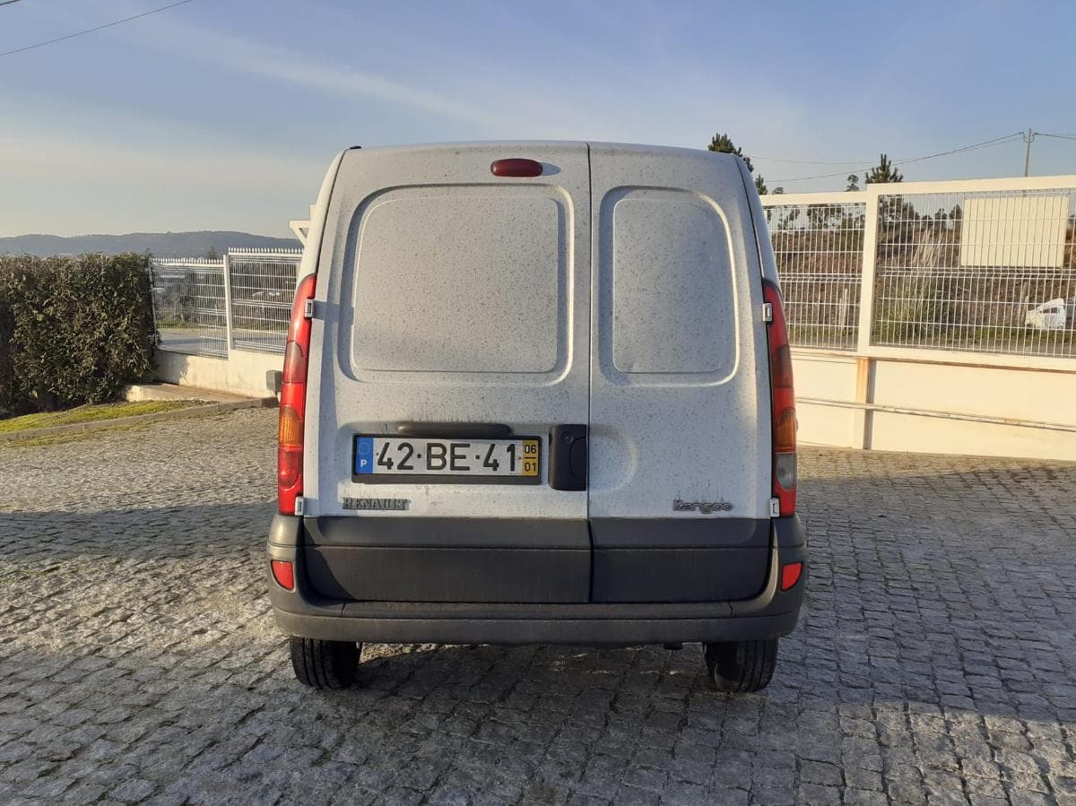 Renault Kangoo 1.5 DCI 42-BE-41 · Paredes — imagem 4