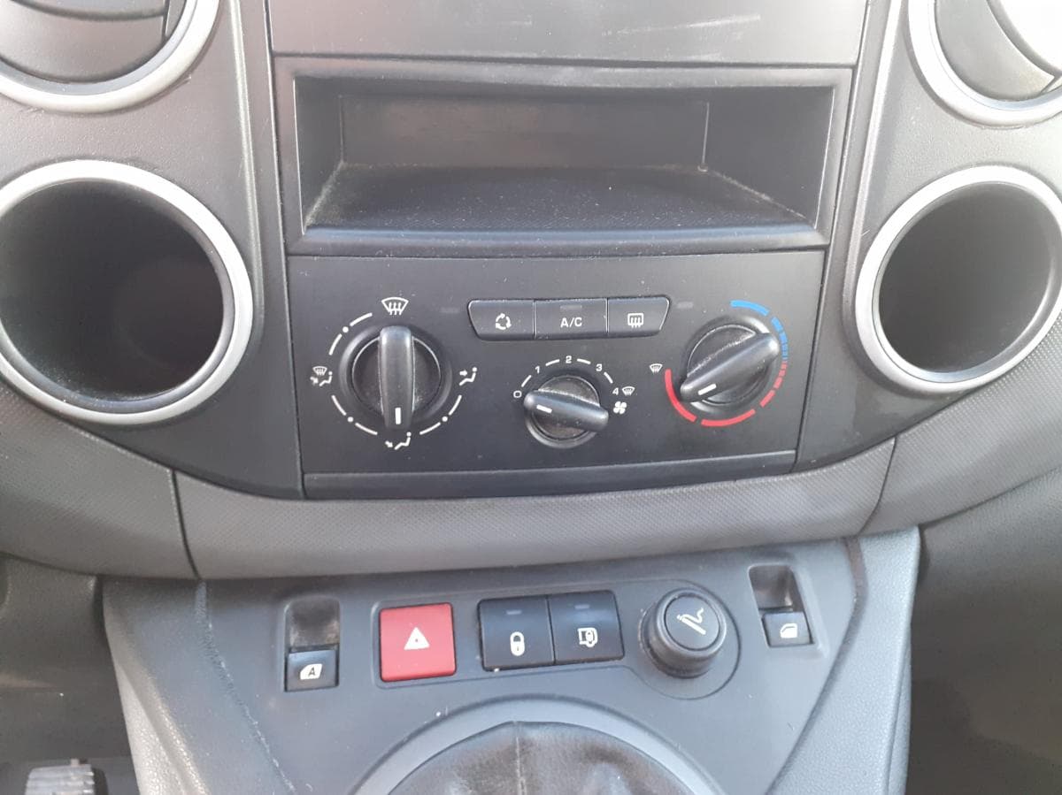 Citroen Berlingo 1.6 HDI · 3 lugares — imagem 12