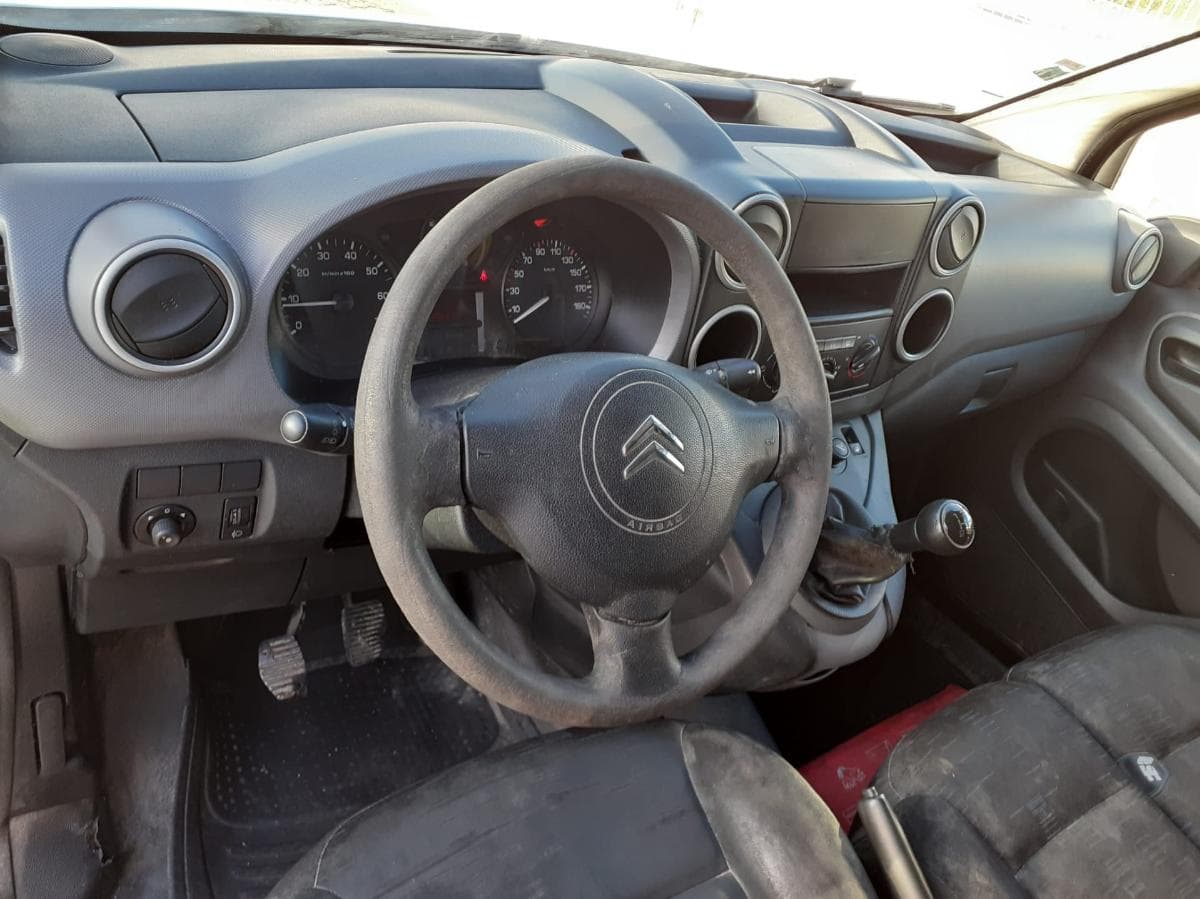 Citroen Berlingo 1.6 HDI · 3 lugares — imagem 10