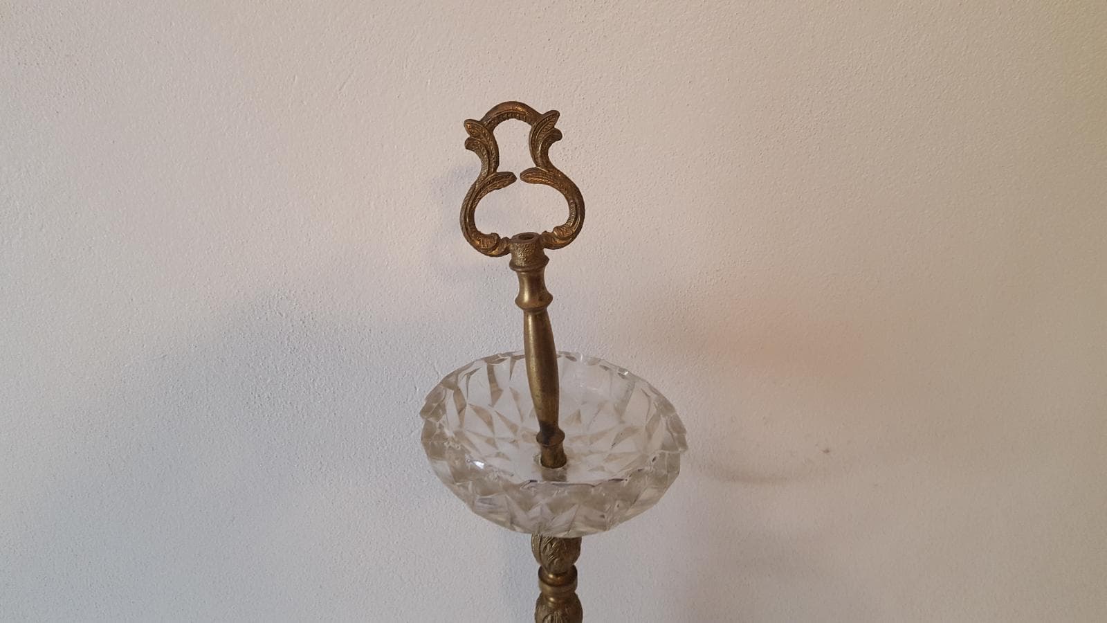 Cinzeiro de Pé — imagem 5