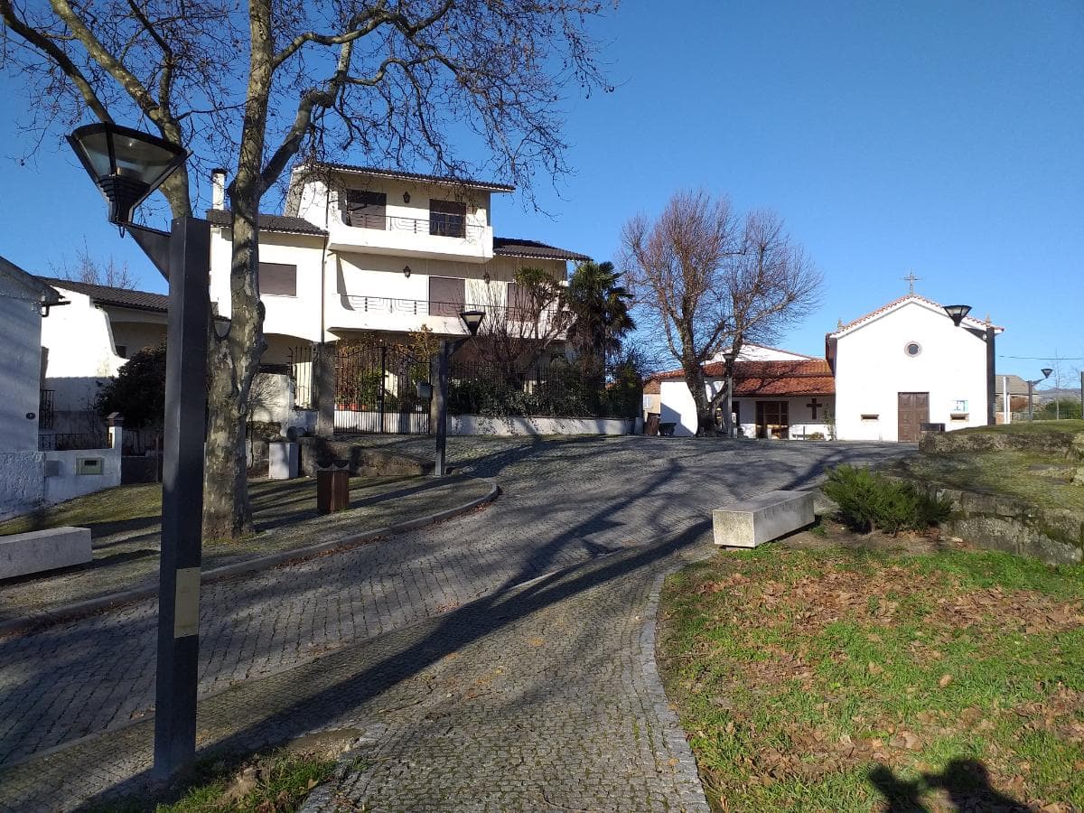 Moradia V5 c/ Terreno · Vila Real — imagem 9
