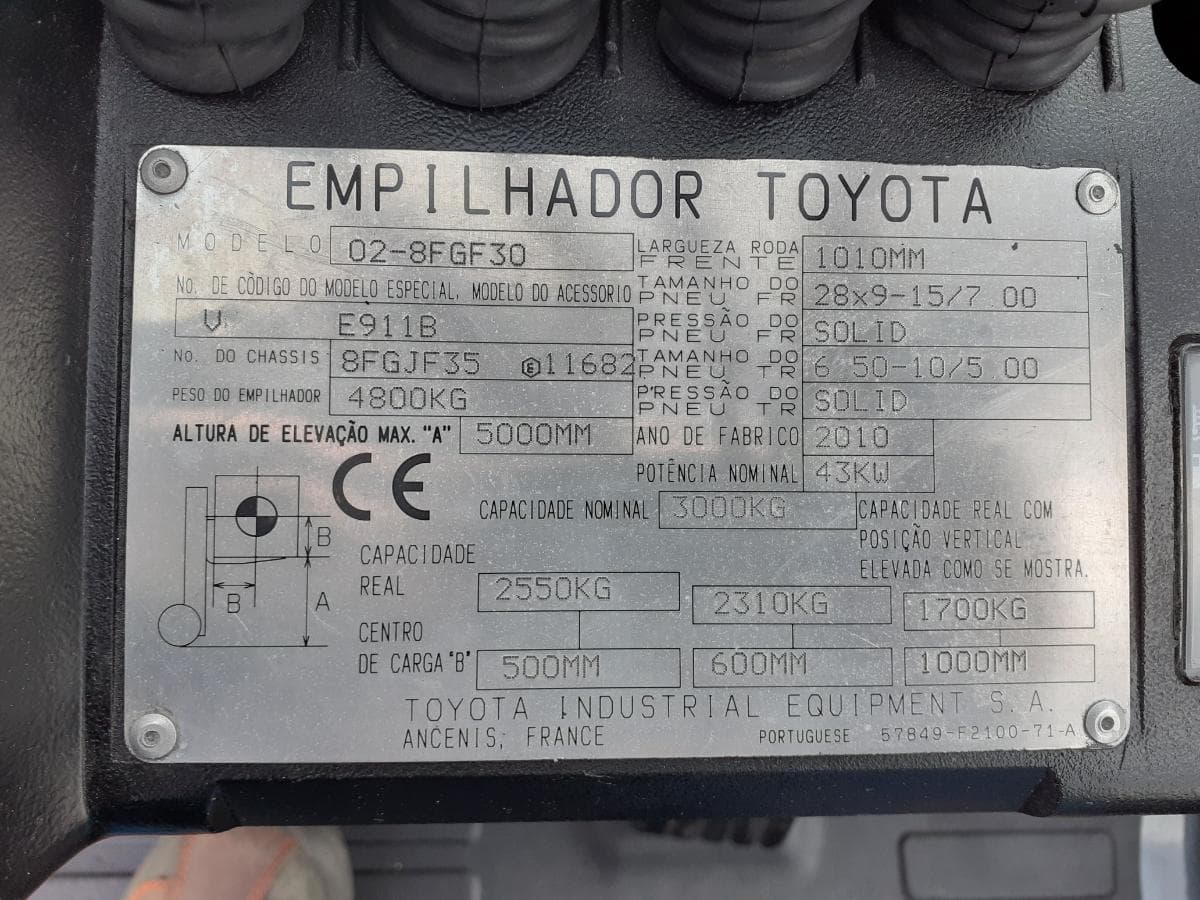 Empilhador Toyota SAS 30 · Ano 2010 — imagen 11