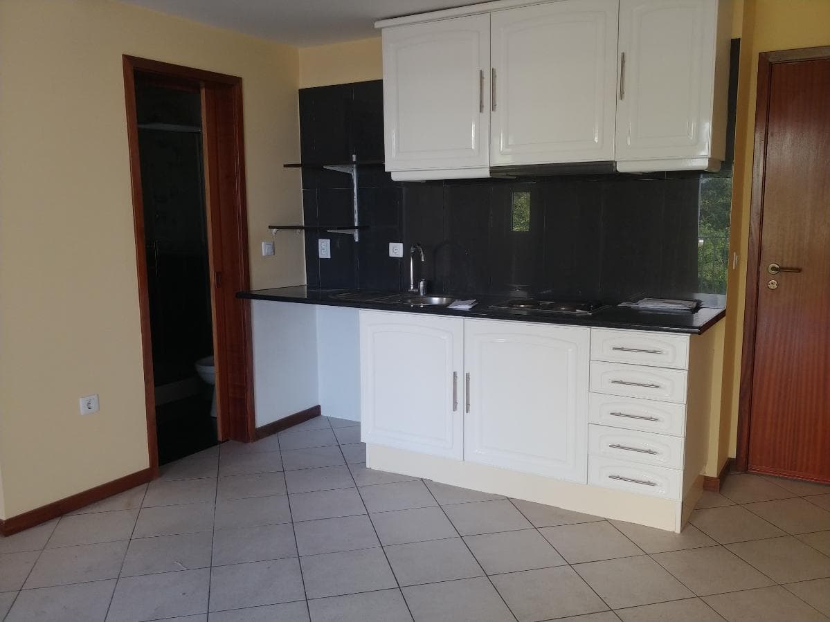 Apartamento T1 · Funchal — image 12