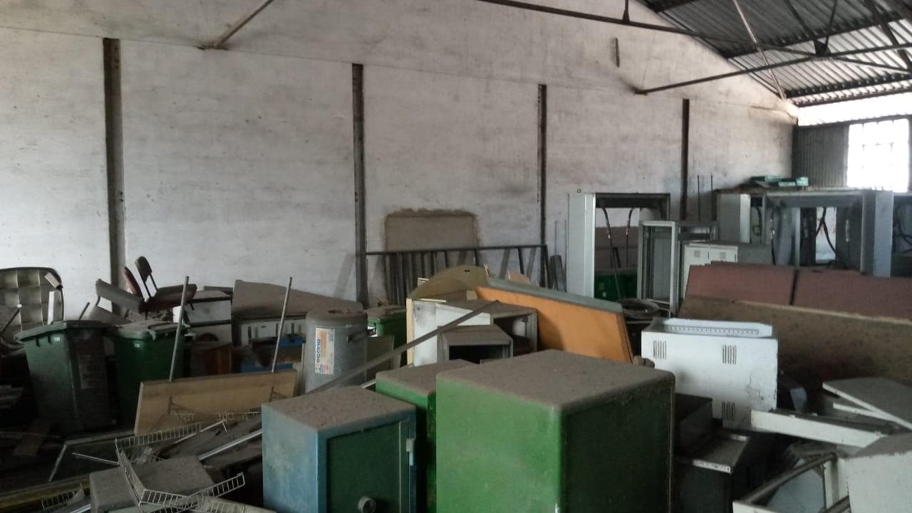Lote de sucata · — image 1