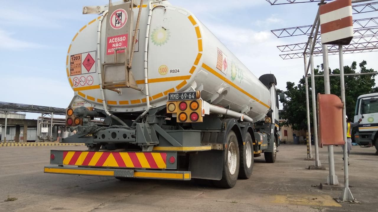 Mercedes Actros 3340 · — imagen 4