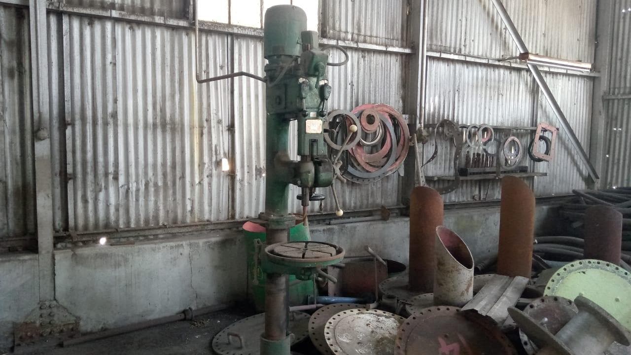 Torno industrial · — imagem 1