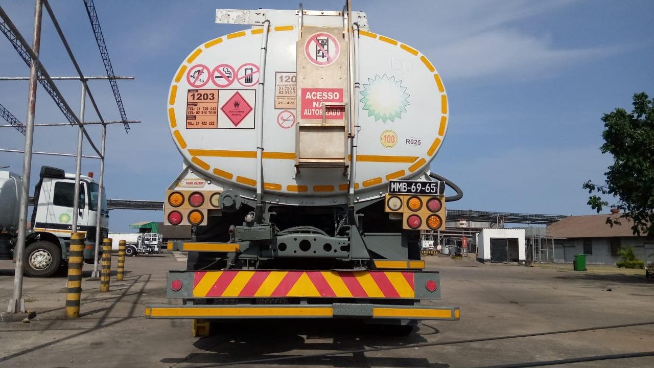 Mercedes Actros 3340 · — imagen 5