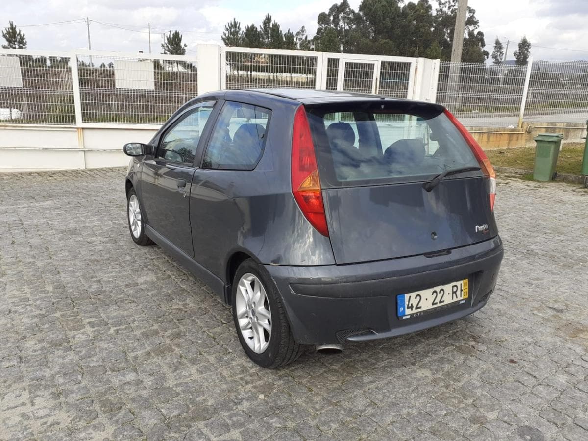 Fiat Punto · Ano 2001 — imagem 6