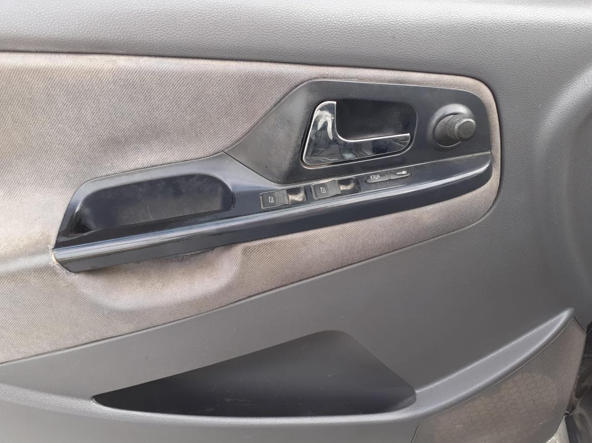 Seat Cordoba · Ano 2001 — image 9