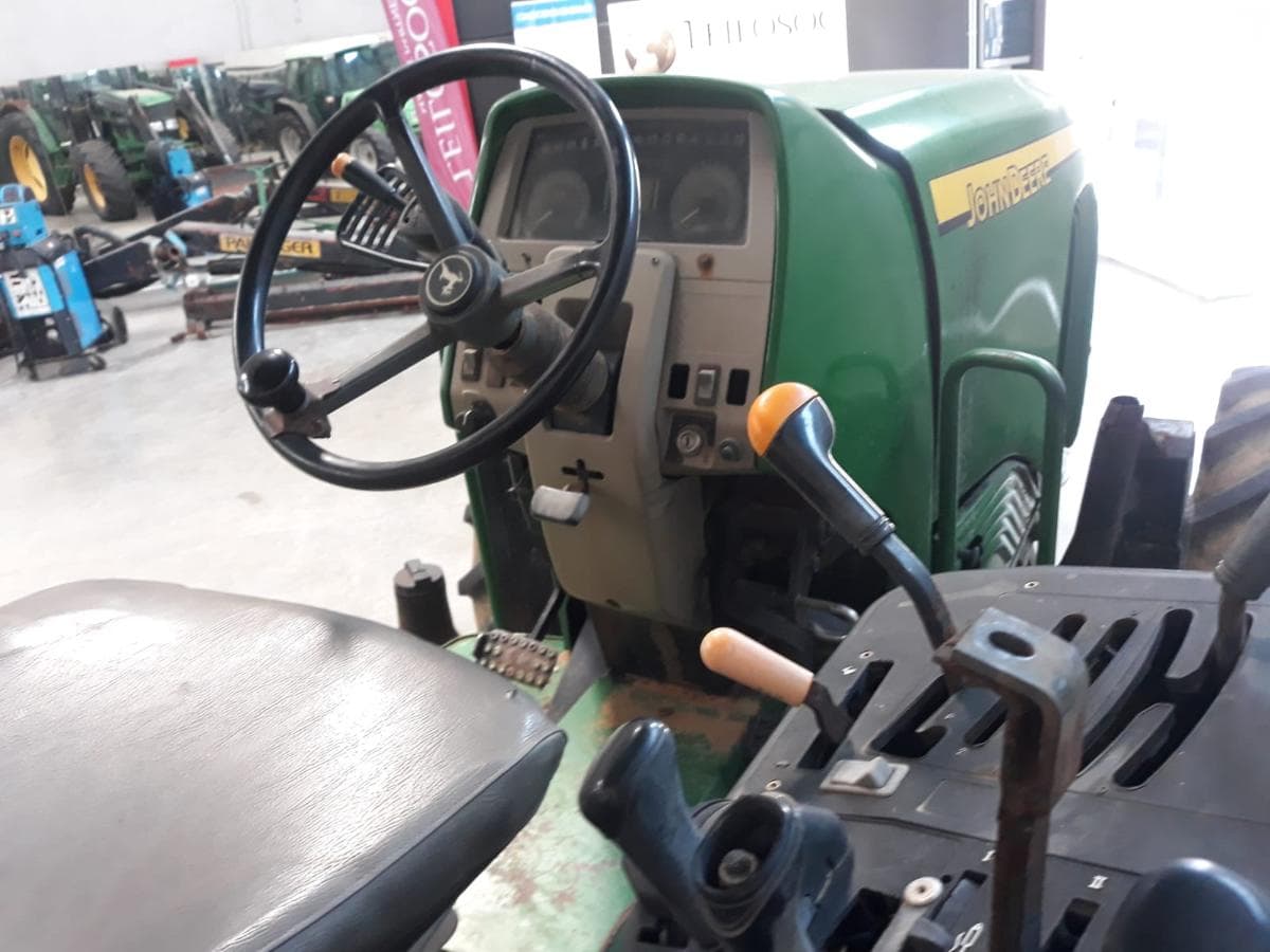 Tractor John Deere 6220 — image 4