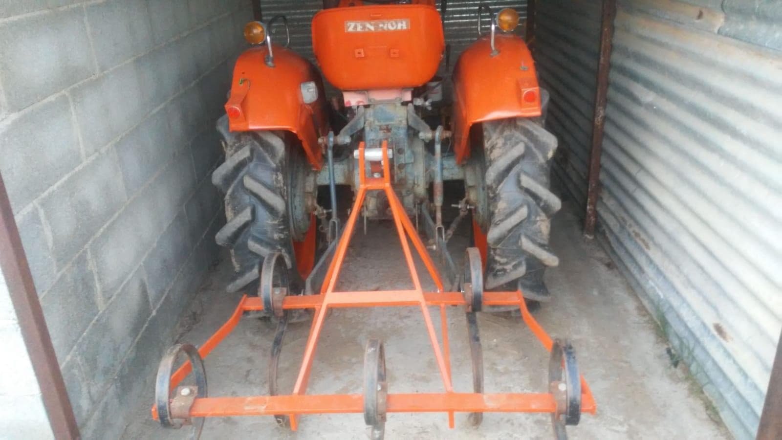 Tractor ZEN-NOH ZL1501