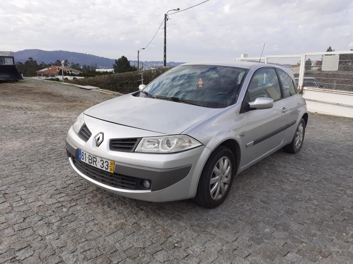 Renault Mégane 1.5 DCI · Ano 2006 — image 1