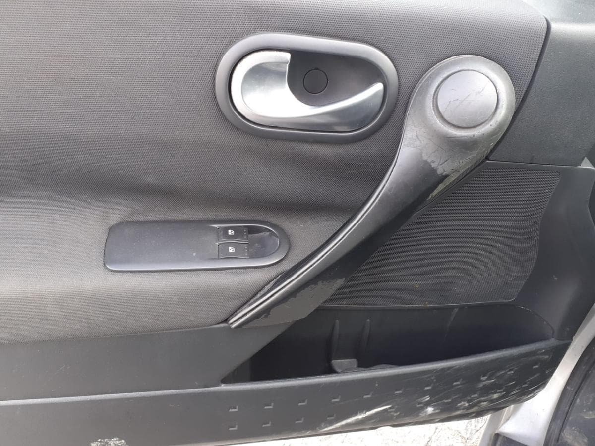 Renault Mégane 1.5 DCI · Ano 2006 — image 9