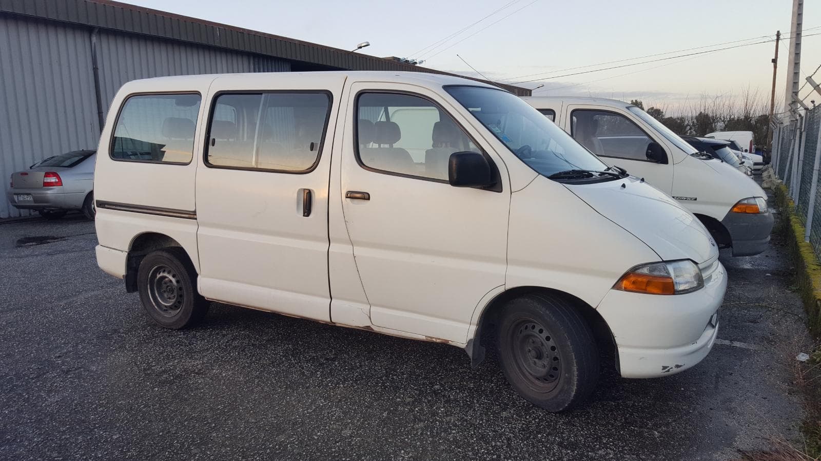 Toyota Hiace — imagem 1