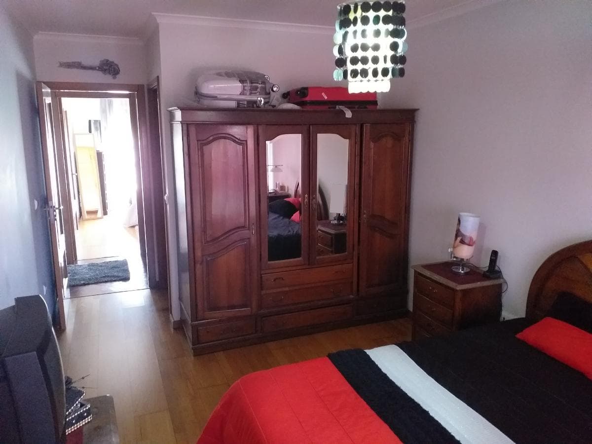 Apartamento T3 + Lugar de Garagem + Arrumos · Freamunde — imagem 9