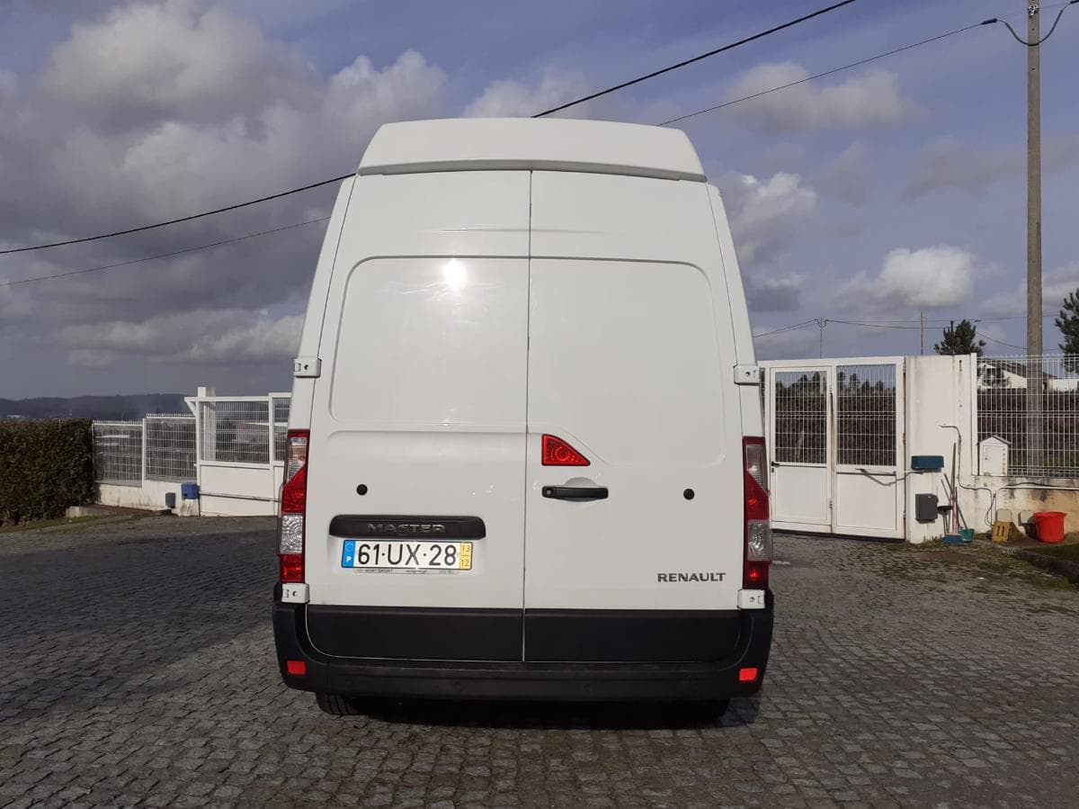 Renault Master 2.3 DCI — imagen 5