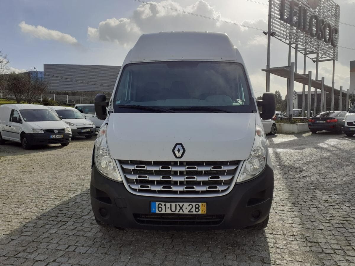 Renault Master 2.3 DCI — imagen 2