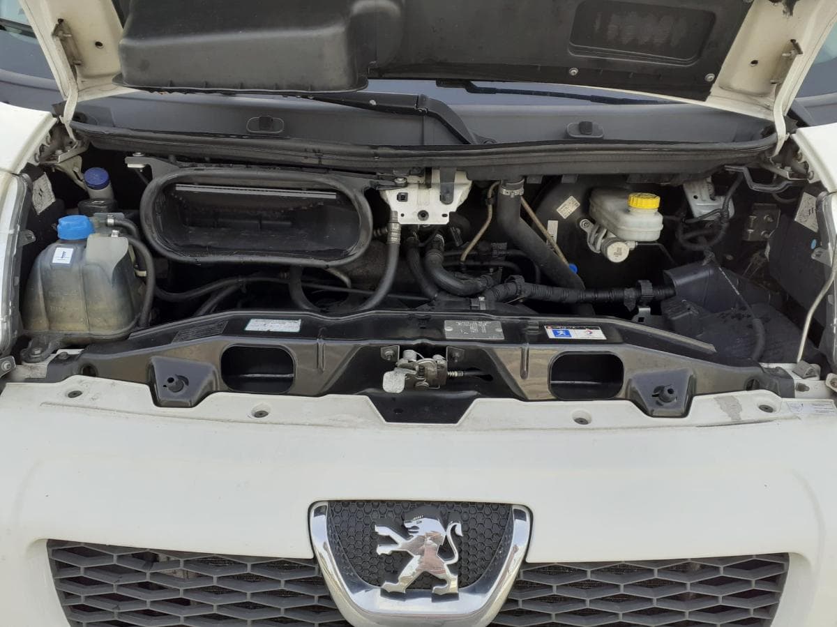 Peugeot Boxer 2.2 HDI · Ano 2011 — image 15