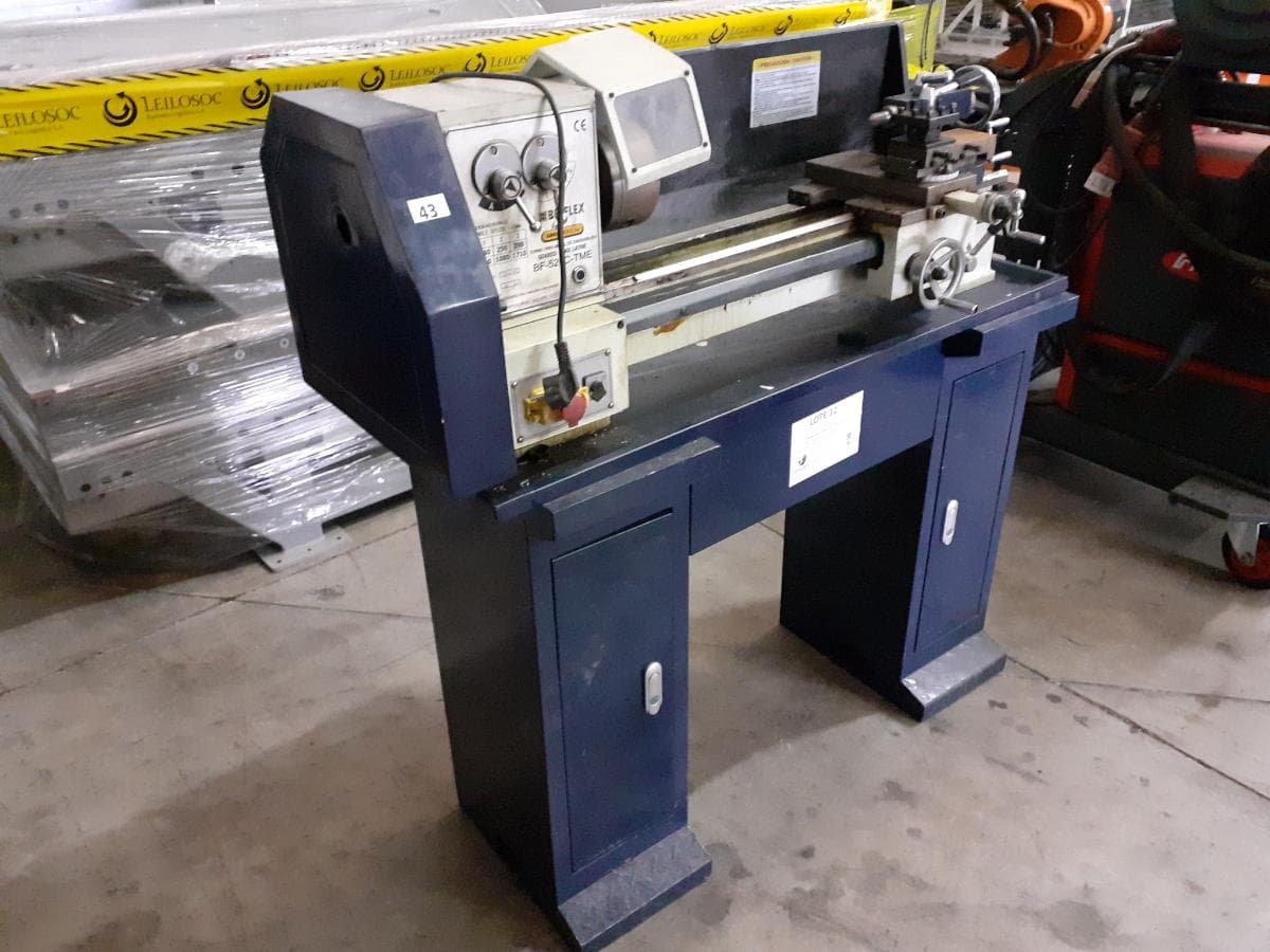 Torno automático — imagem 3