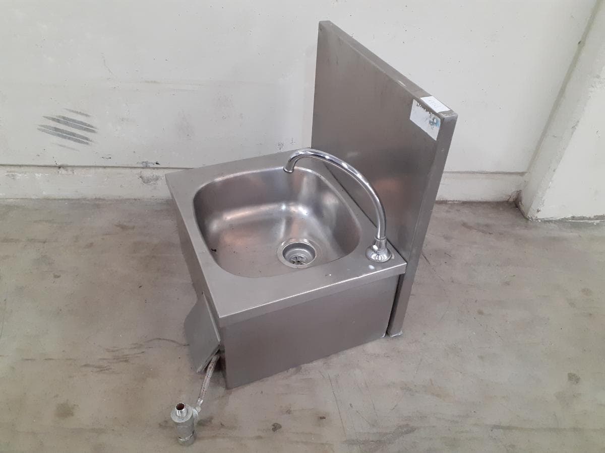 Lavatório inox — image 3
