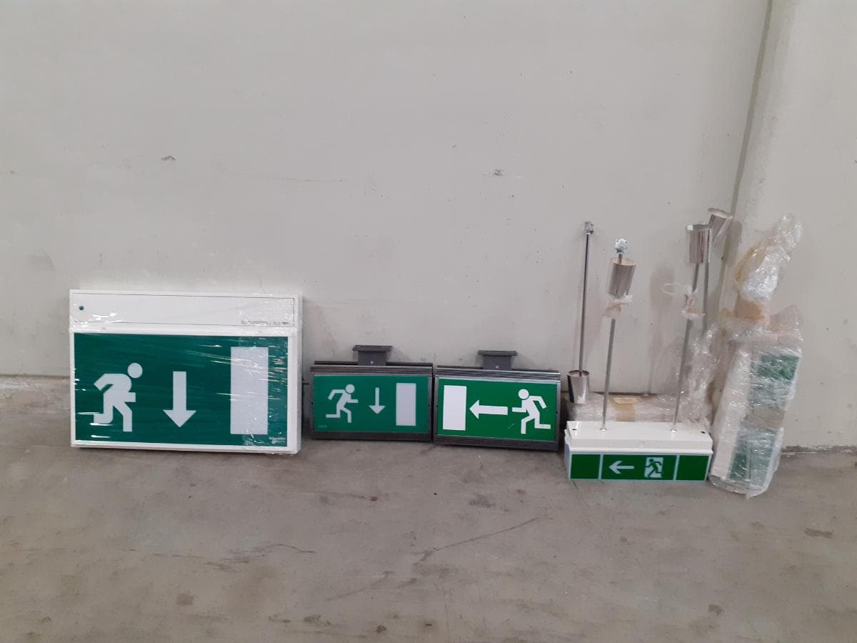 Luminárias emergência — imagem 2