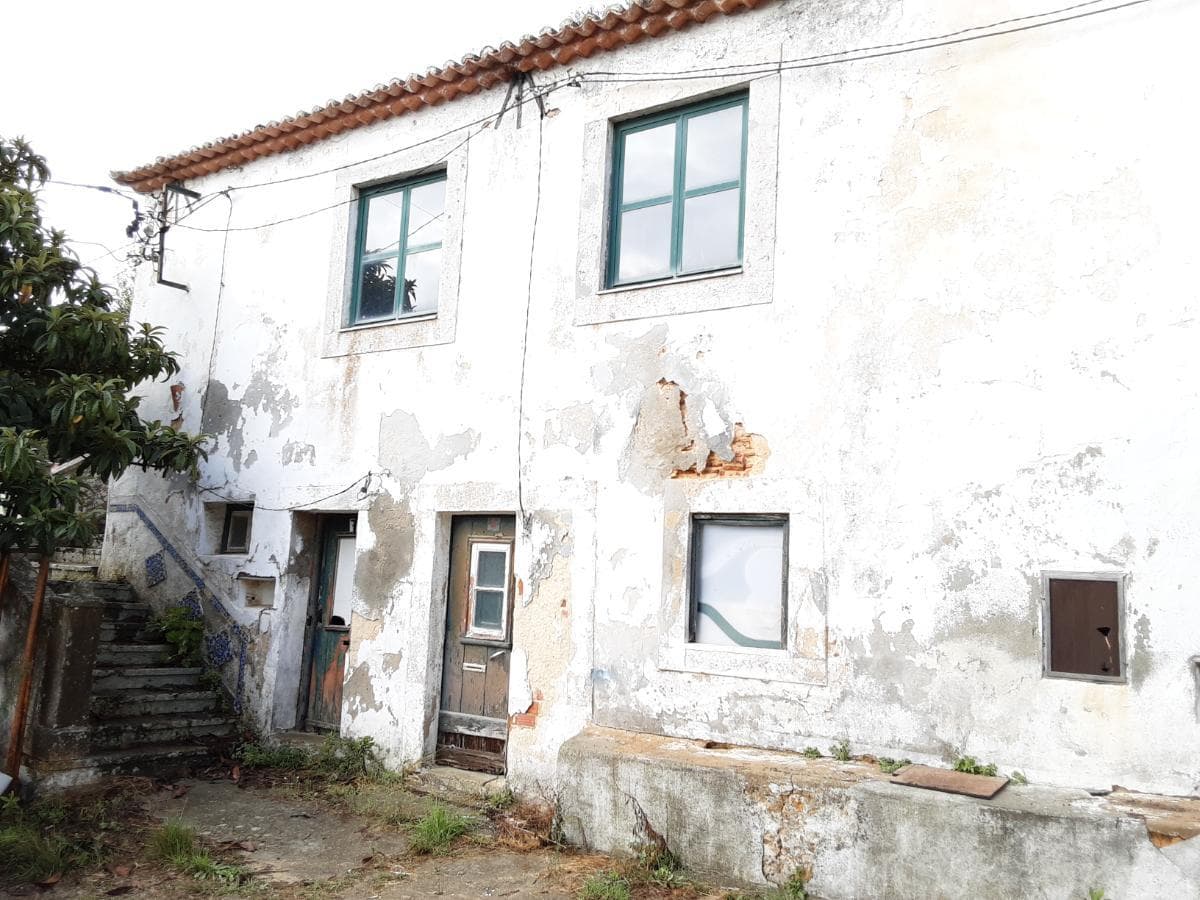 Terreno + Moradia (Ruínas) · Caparica — imagem 2