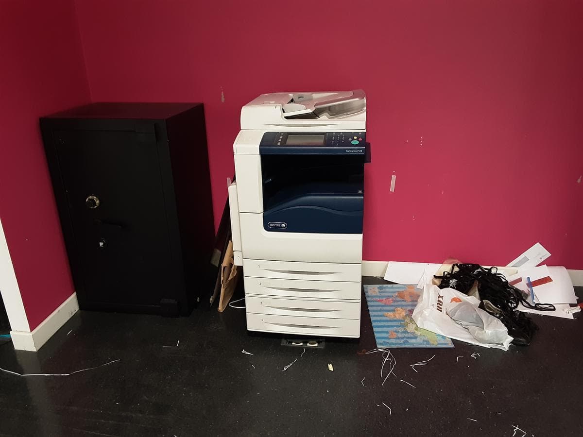 Equipamento de Escritório · Almada — imagem 4