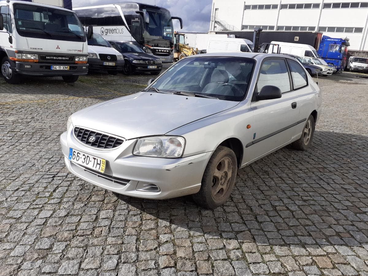 Hyundai Accent — imagem 2