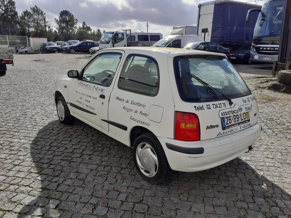 Nissan Micra Van — image 3