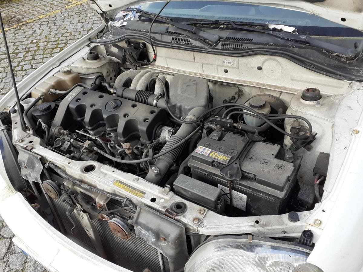 Nissan Micra Van — image 10