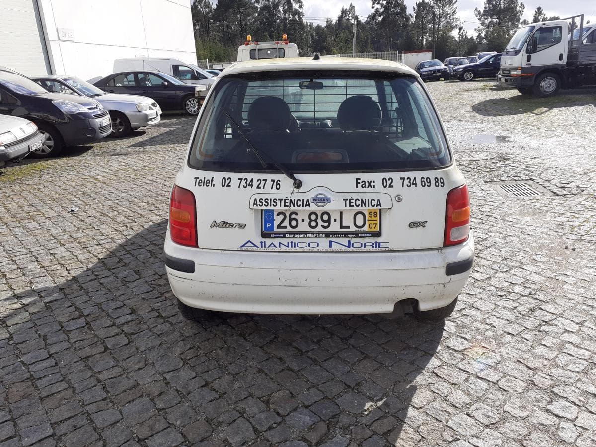 Nissan Micra Van — image 4