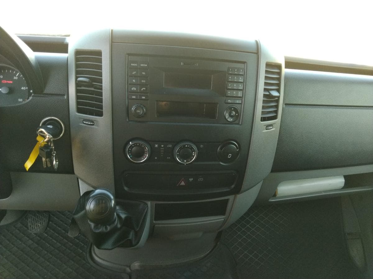 Mercedes-Benz Sprinter 513 CDI — image 12
