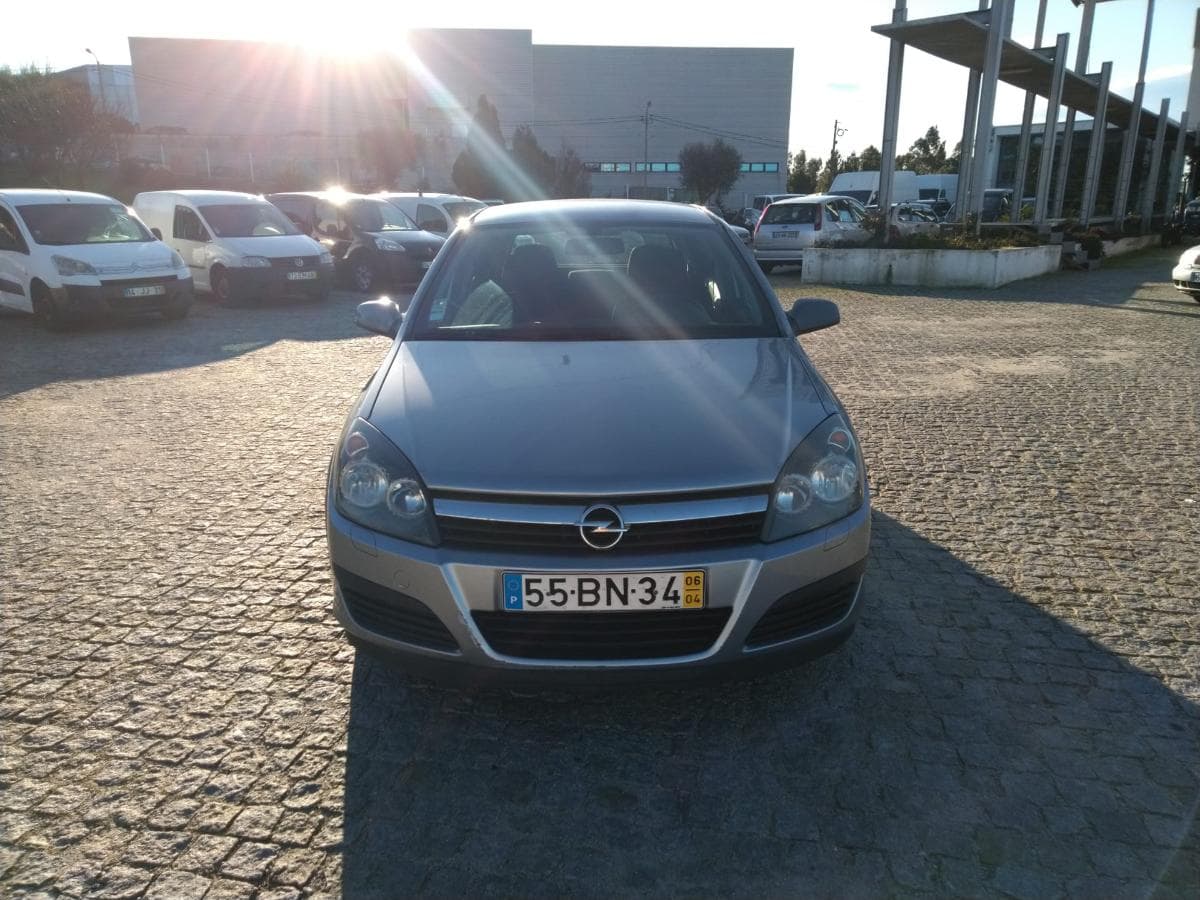 Opel Astra 1.4 · Gasolina — image 2