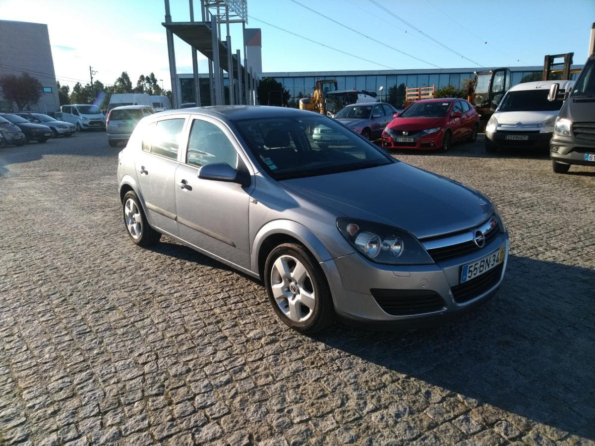 Opel Astra 1.4 · Gasolina — image 3